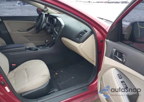 2015 Kia Optima Lx z USA, uszkodzony, nr VIN 5XXGM4A72FG472455